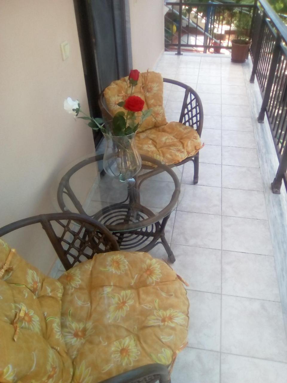 Dimitra'S Garden Apartments สกาลา กัลลีราคิส ภายนอก รูปภาพ
